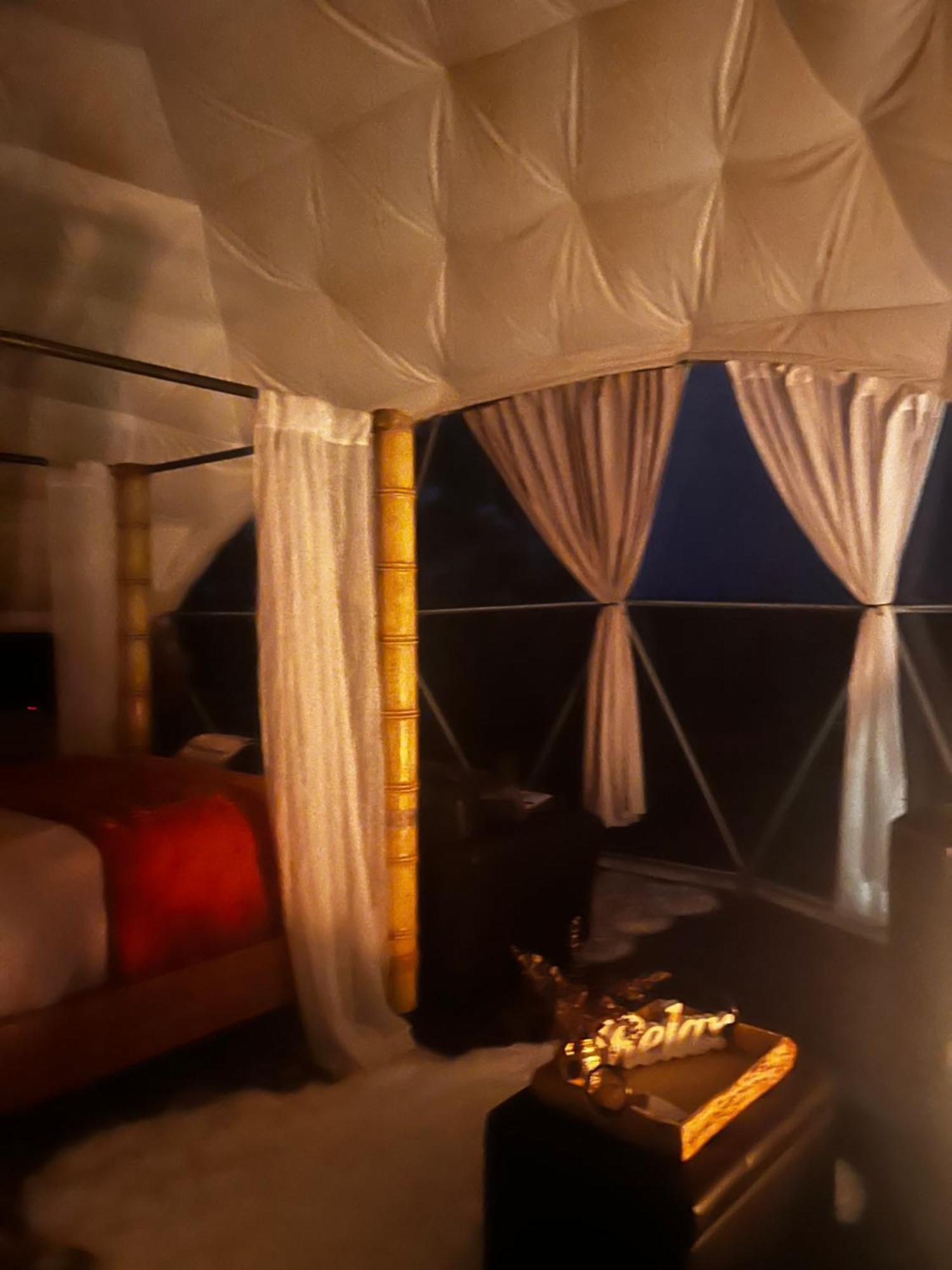 ホテル Waterfront Luxury Glamping Dome Rogersville エクステリア 写真